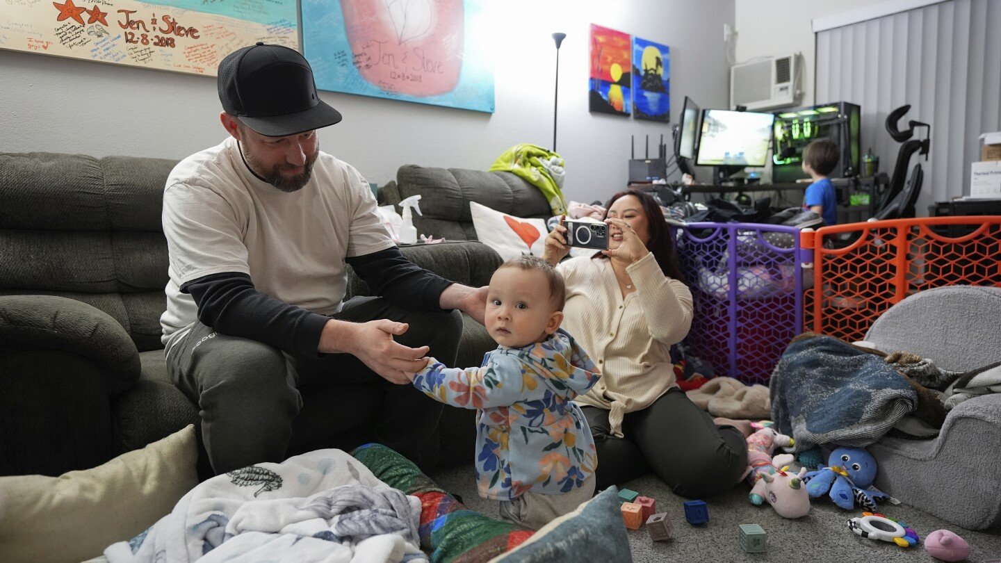 with-home-prices-and-mortgage-rates-high,-many-families-find-the-american-dream-out-of-reach