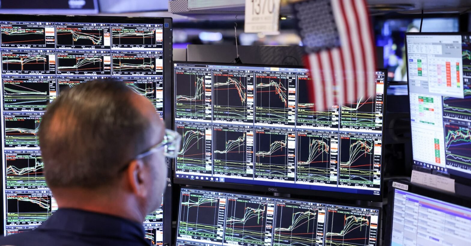 tariffs-worry-wall-street-over-earnings-hit,-inflation-pressure