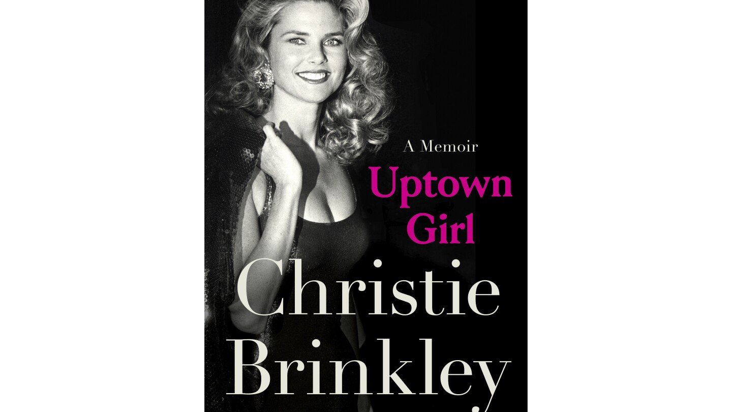 christie-brinkley-has-a-memoir-out-in-april.-yes,-it’s-called-‘uptown-girl’