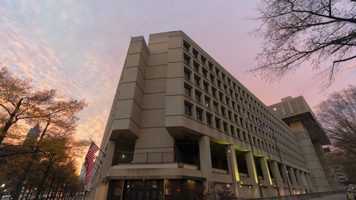 fbi-agents-sue-over-justice-dept.-effort-to-id-employees-involved-in-trump-related-investigations