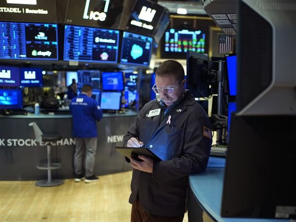 stock-markets-rattled-by-possible-tariffs,-and-the-volatility-isn’t-over