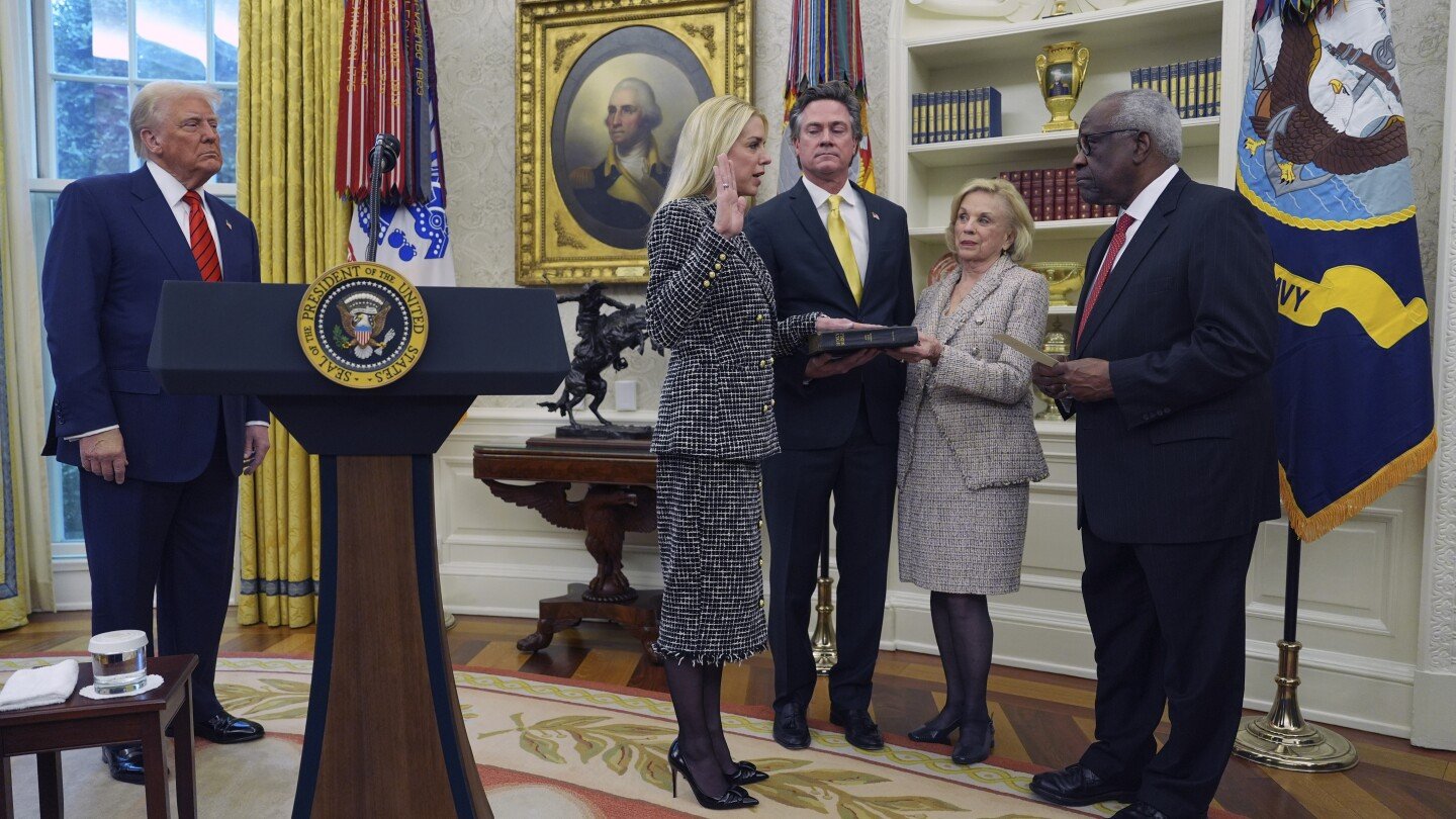 pam-bondi-is-sworn-in-as-attorney-general-as-the-justice-department-braces-for-major-shakeup