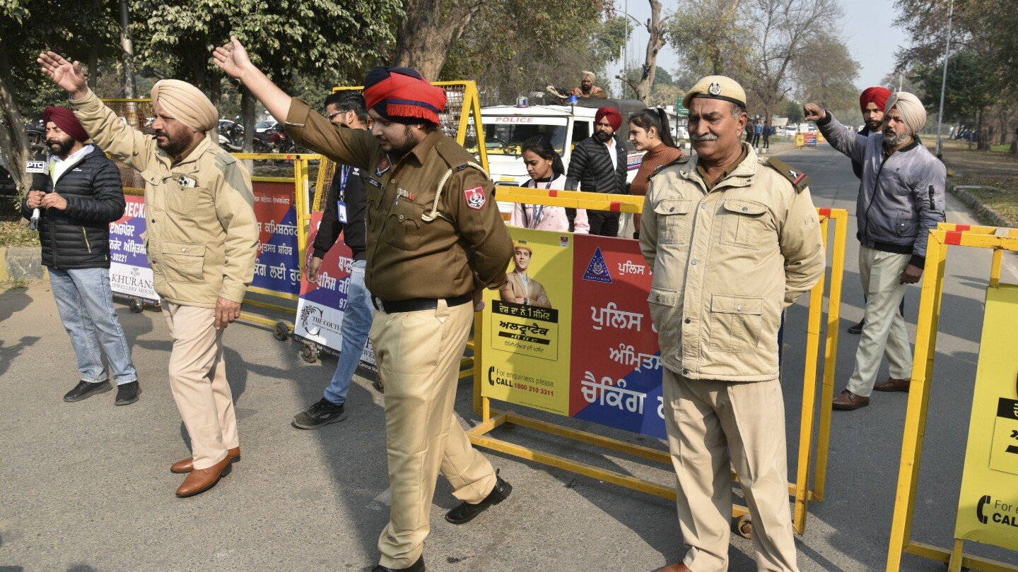 llegan-a-india-mas-de-100-migrantes-deportados-por-eeuu