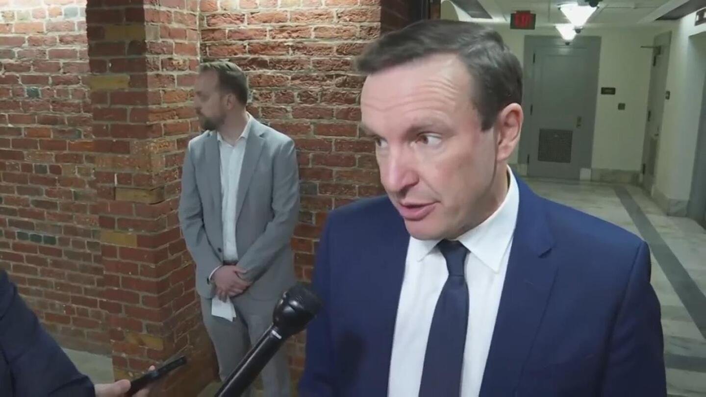 senators-respond-to-trump’s-suggested-plan-for-gaza