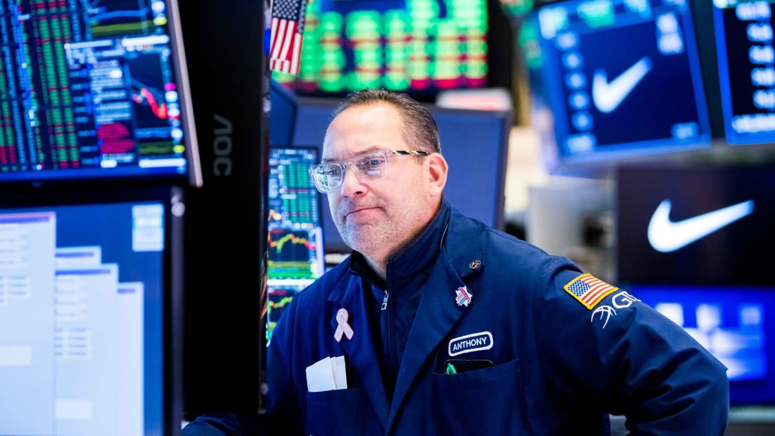 dow-futures-slide-after-amazon-reports-results;-investors-await-jobs-data:-live-updates