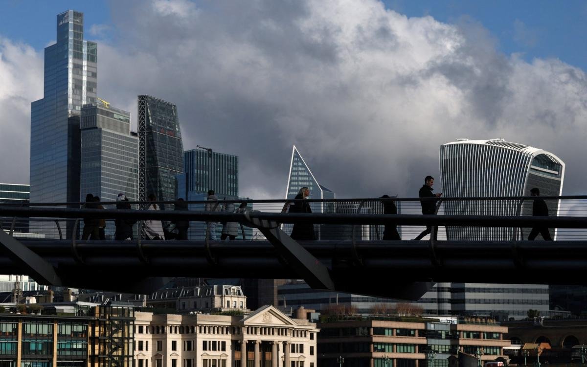 britain-must-save-its-dying-stock-market-–-it’s-time-for-tax-cuts