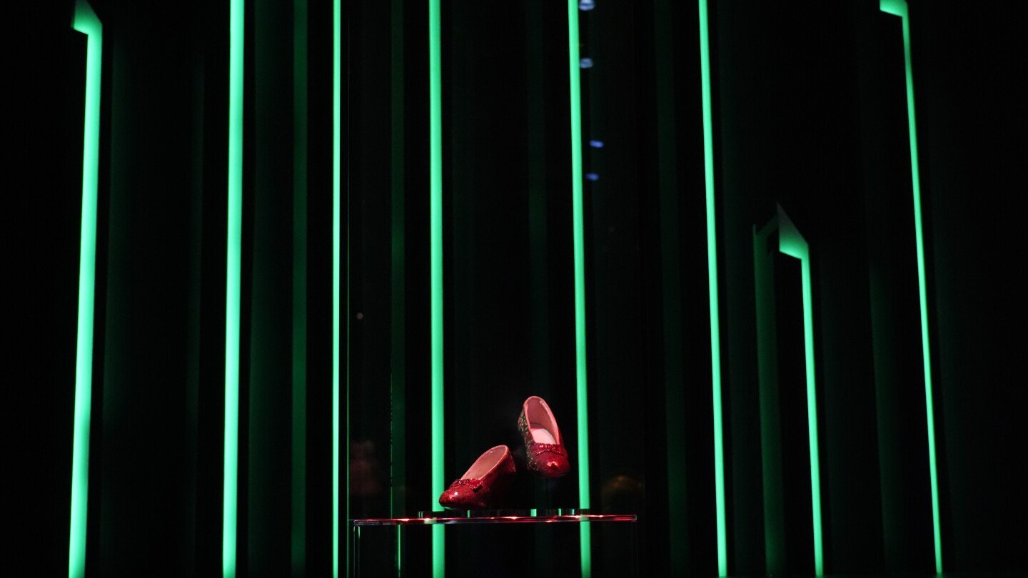 in-‘wicked,’-they’re-silver.-but-at-academy-museum-color-show,-the-ruby-red-shoes-take-center-stage