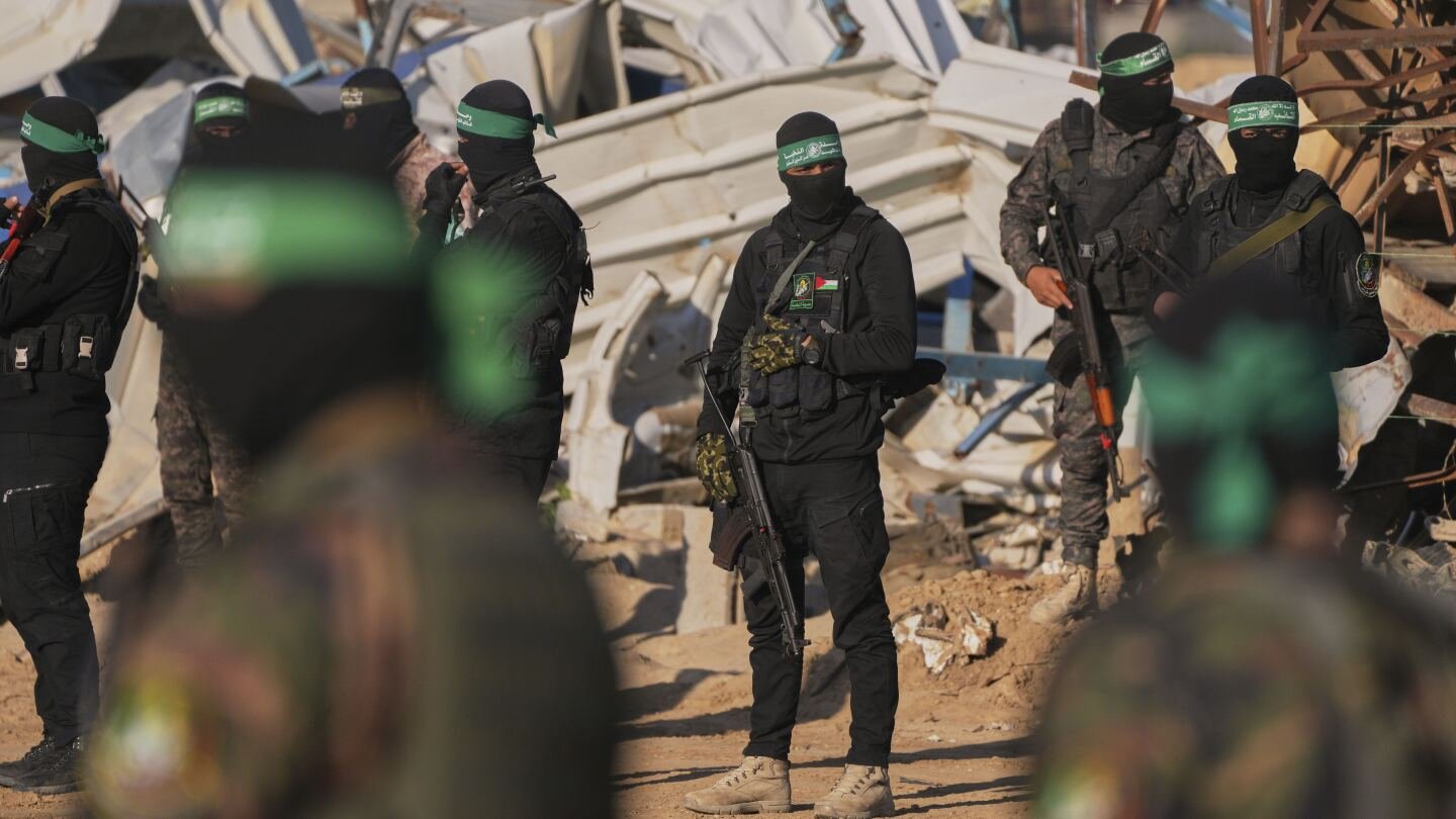 hamas-liberara-a-tres-rehenes-israelies-mas-a-cambio-de-decenas-de-prisioneros-palestinos