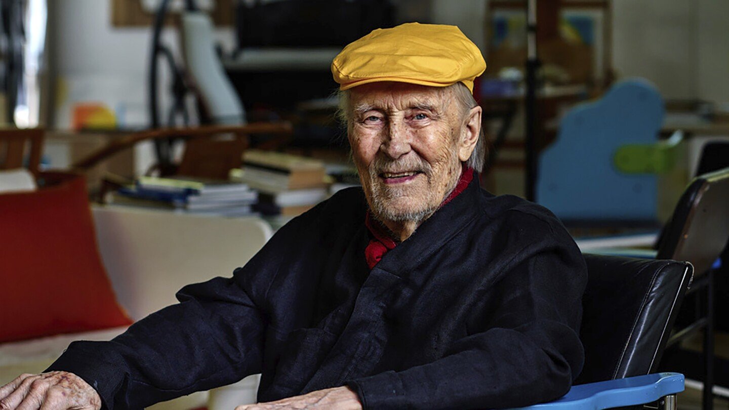 finnish-designer-yrjo-kukkapuro,-whose-postmodern-chairs-graced-waiting-rooms-and-museums,-dies