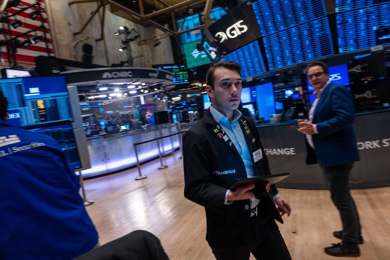 dow-jones-today:-stock-futures-slip-as-trump-enacts-steel,-aluminum-tariffs