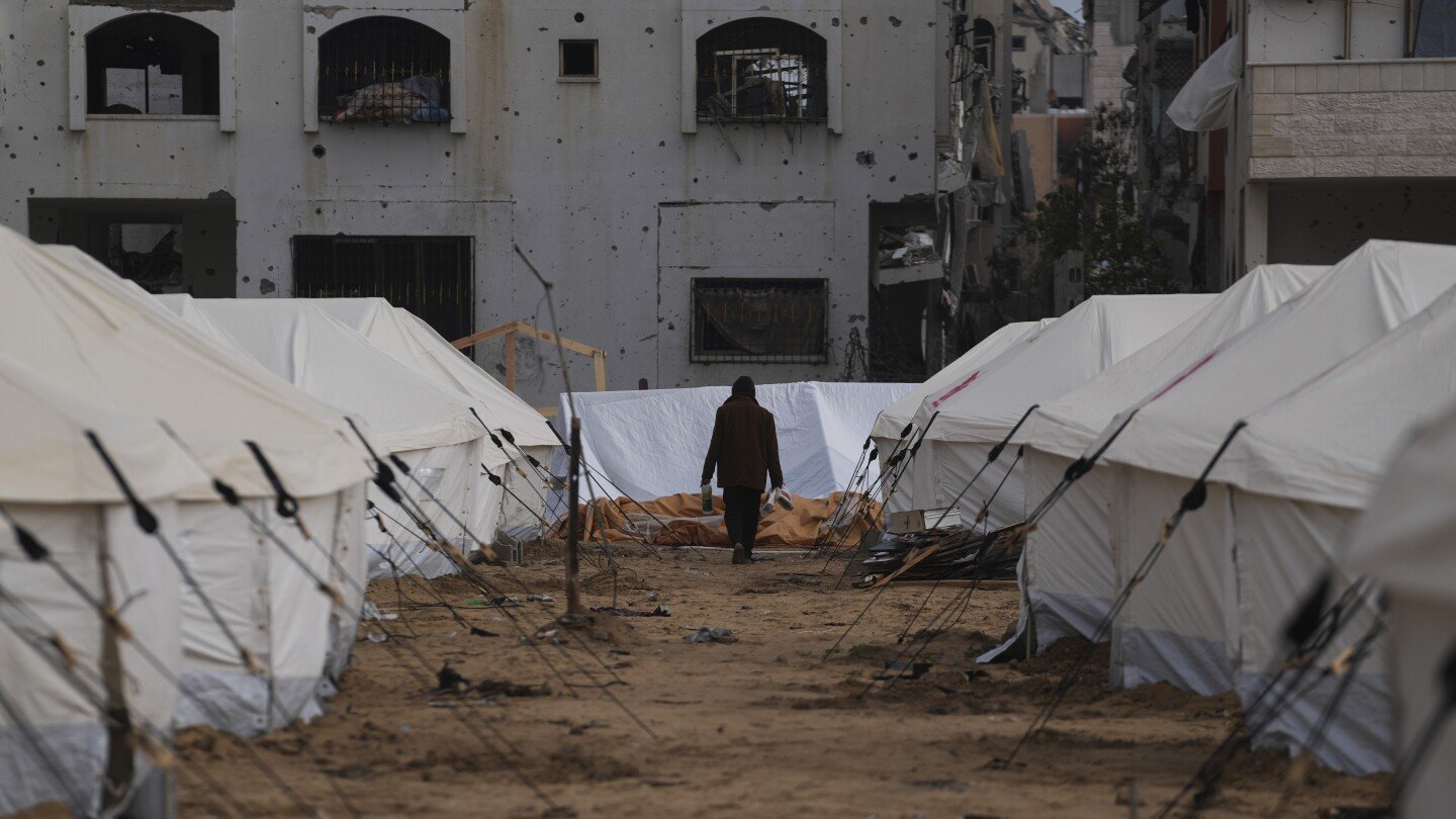 trump-doubles-down-on-plan-to-empty-gaza.-this-is-what-he-has-said-and-what’s-at-stake