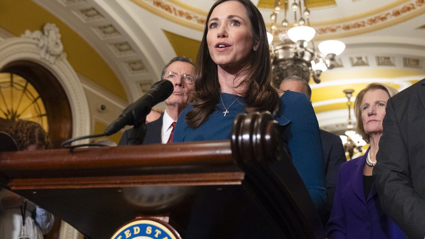 as-doge-hammers-away-at-the-us-government,-republicans-stir-with-quiet-objections