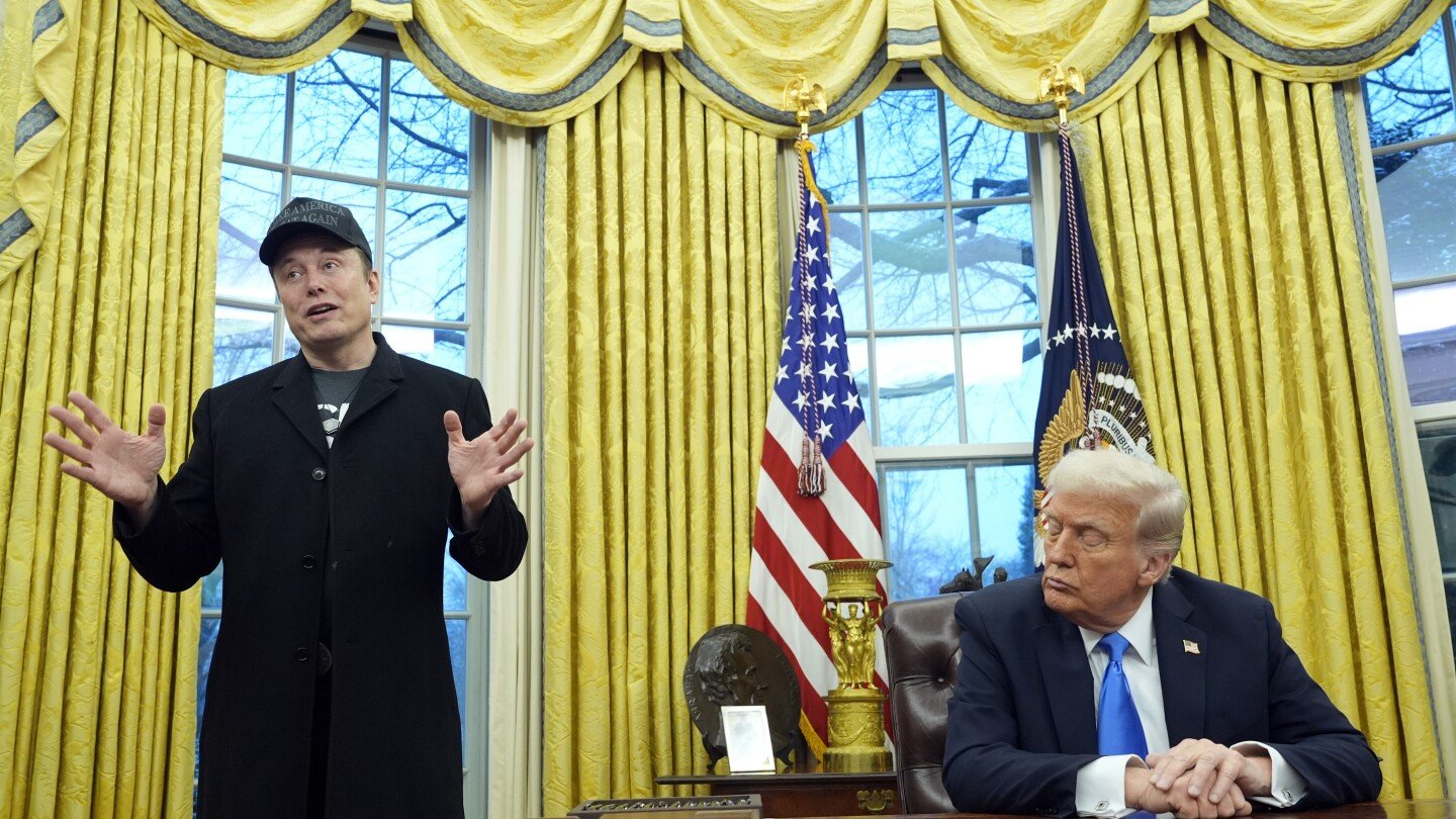 elon-musk-calls-for-us-government-to-‘delete-entire-agencies’