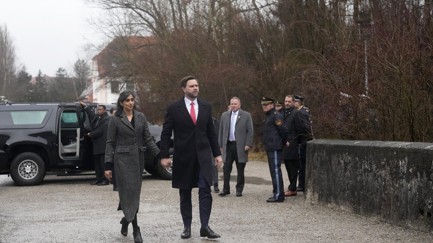 vicepresidente-de-eeuu-visita-el-campo-de-concentracion-de-dachau-previo-a-su-reunion-con-zelenskyy
