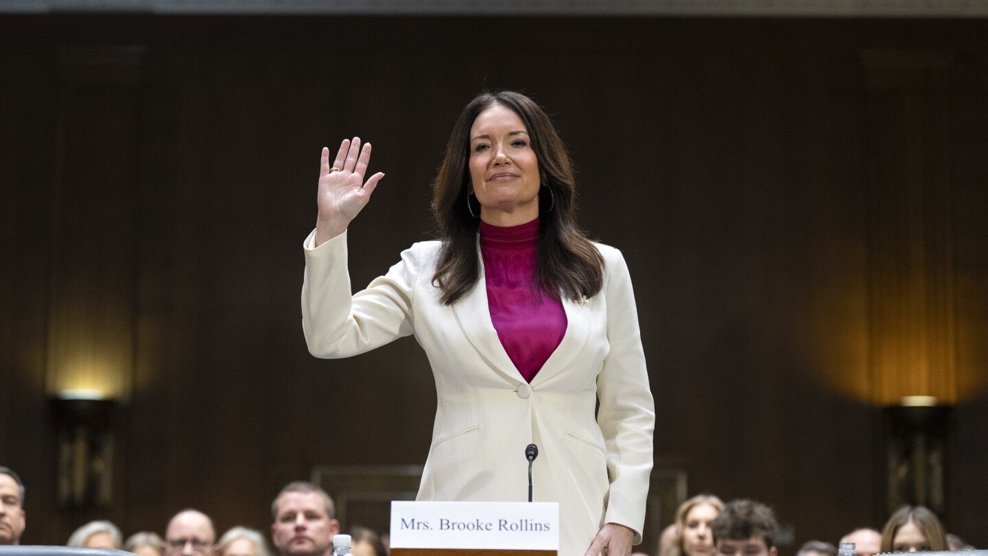 ratifican-a-rollins-como-secretaria-de-agricultura-de-trump-ante-inminentes-disputas-arancelarias