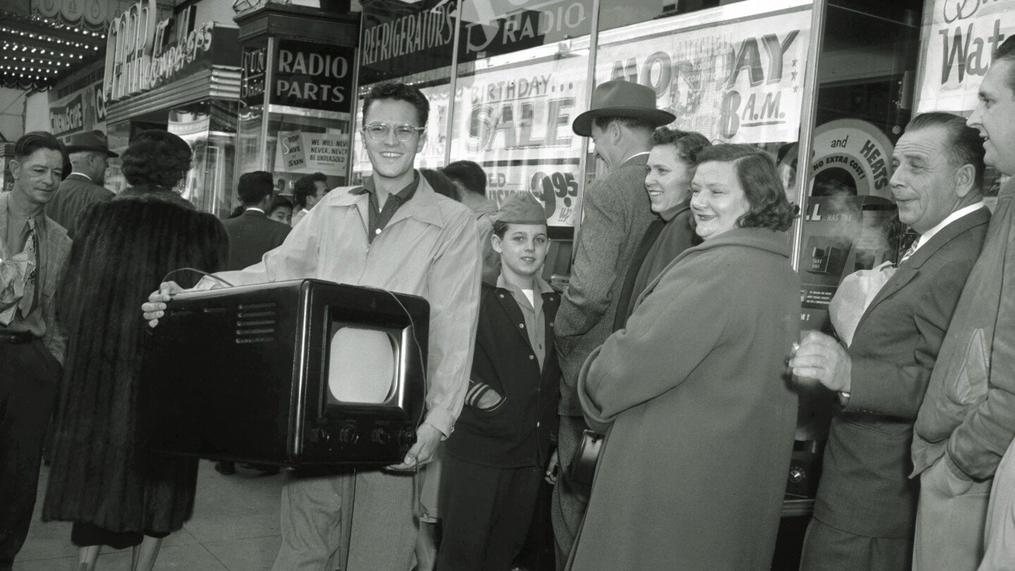 how-presidents-day-has-evolved-from-reverence-to-retail