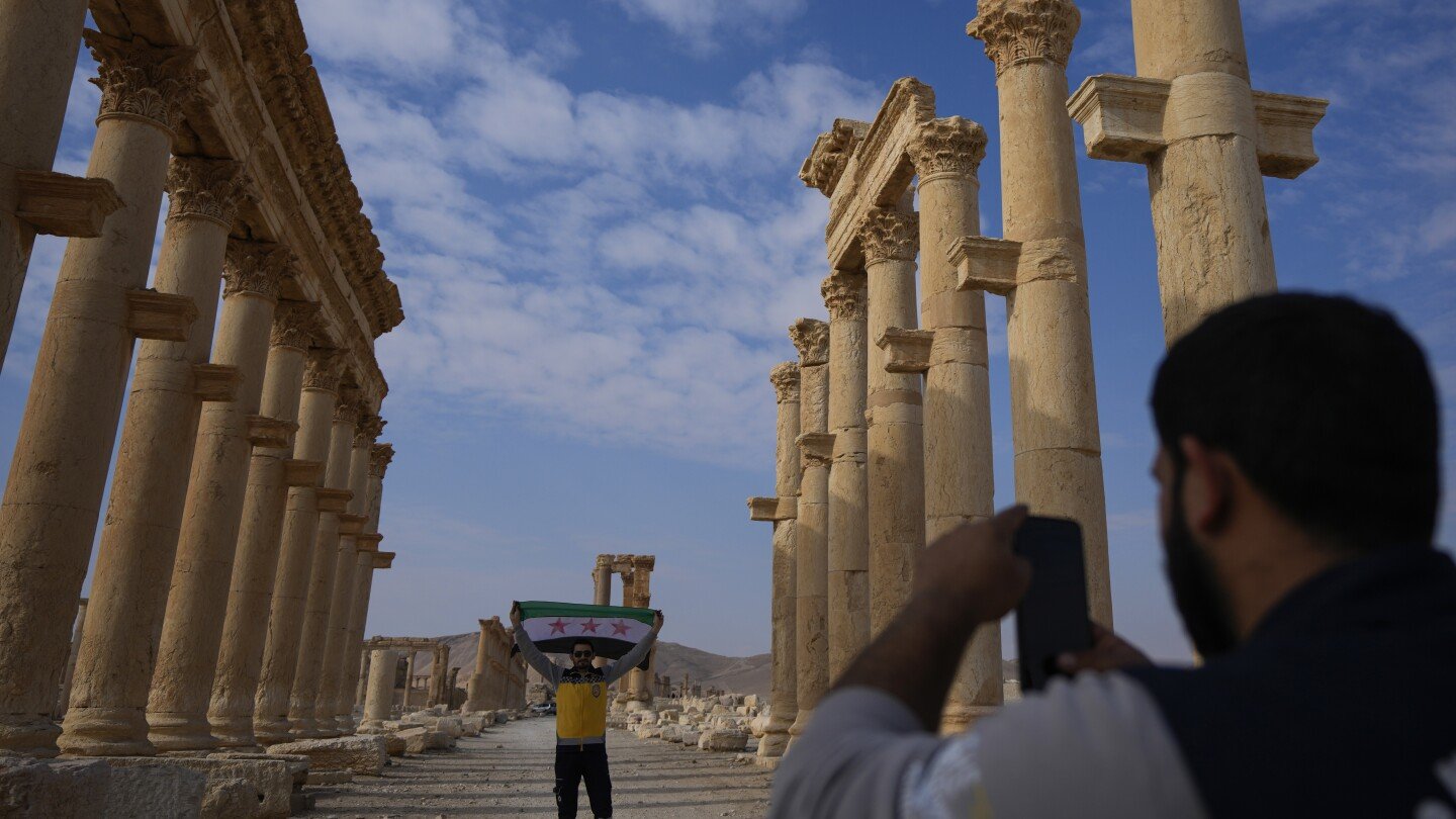 experts-push-to-restore-syria’s-war-torn-heritage-sites,-including-renowned-roman-ruins-at-palmyra