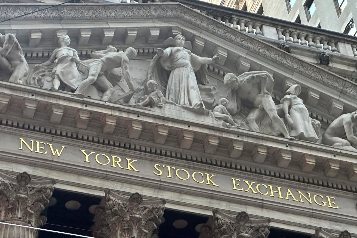 stock-market-today:-asia-stocks-mostly-up-as-china’s-technology-stocks-rally