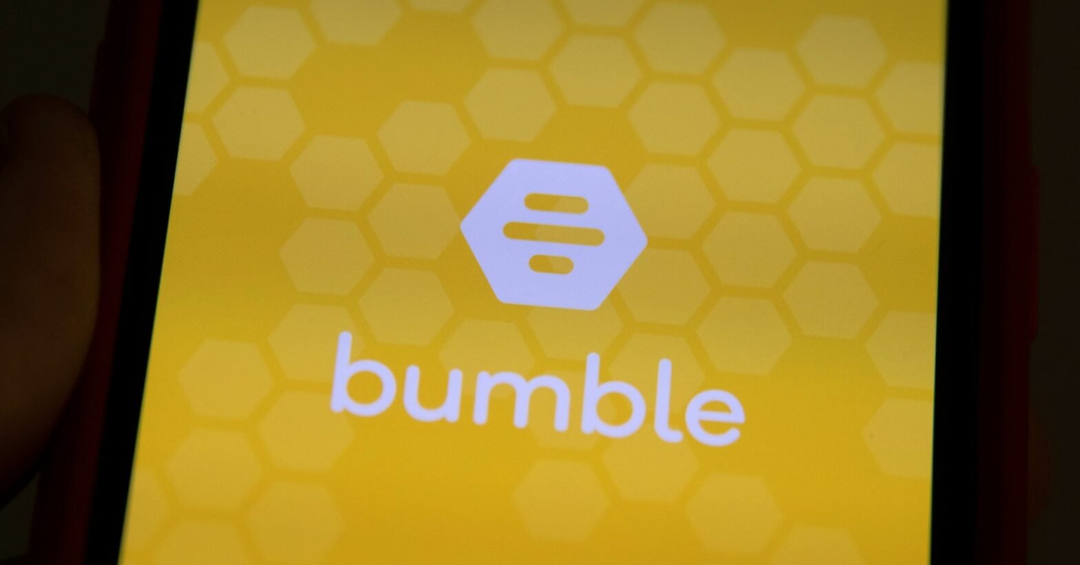 bumble-shares-slide-after-weak-forecast-signals-slow-dating-app-turnaround