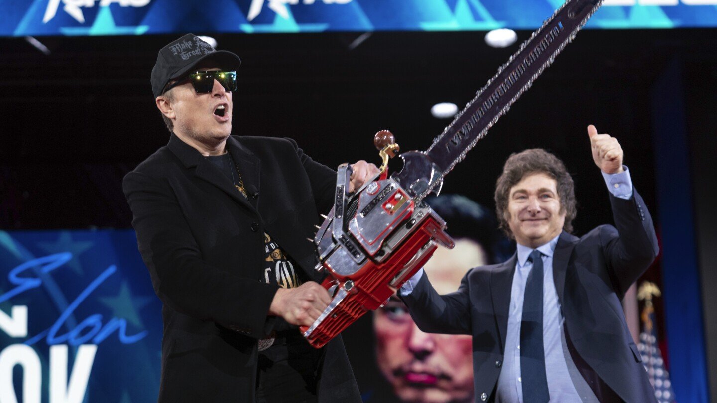 musk-waves-a-chainsaw-and-charms-conservatives-talking-up-trump’s-cost-cutting-efforts