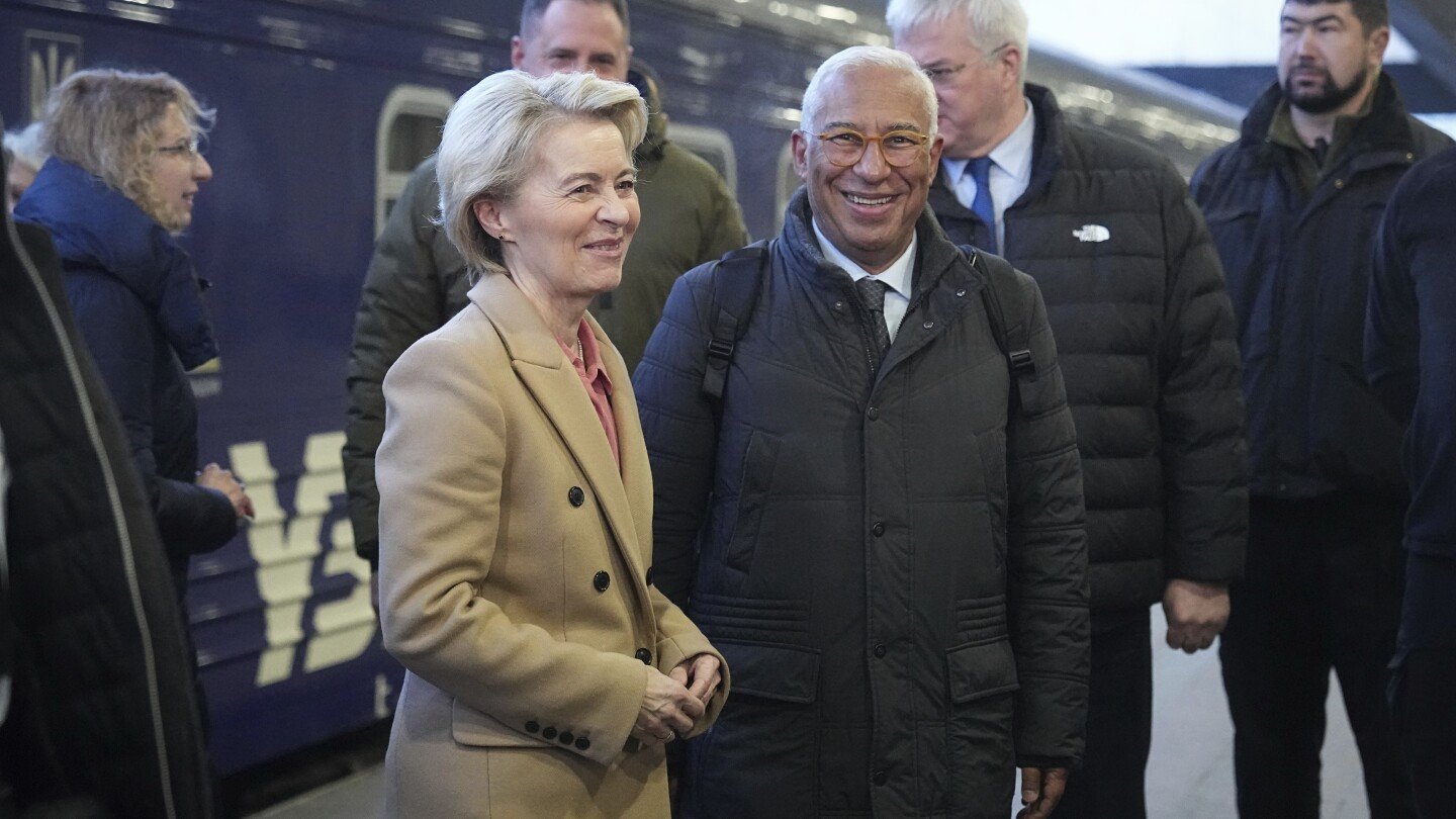 lideres-extranjeros-visitan-la-capital-de-ucrania-para-conmemorar-el-tercer-aniversario-de-la-guerra