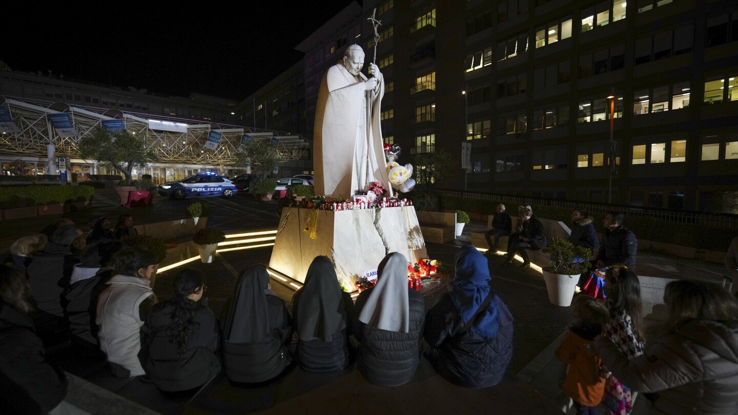 pope-is-resting-on-10th-day-of-hospitalization-after-early-stages-of-kidney-failure-detected