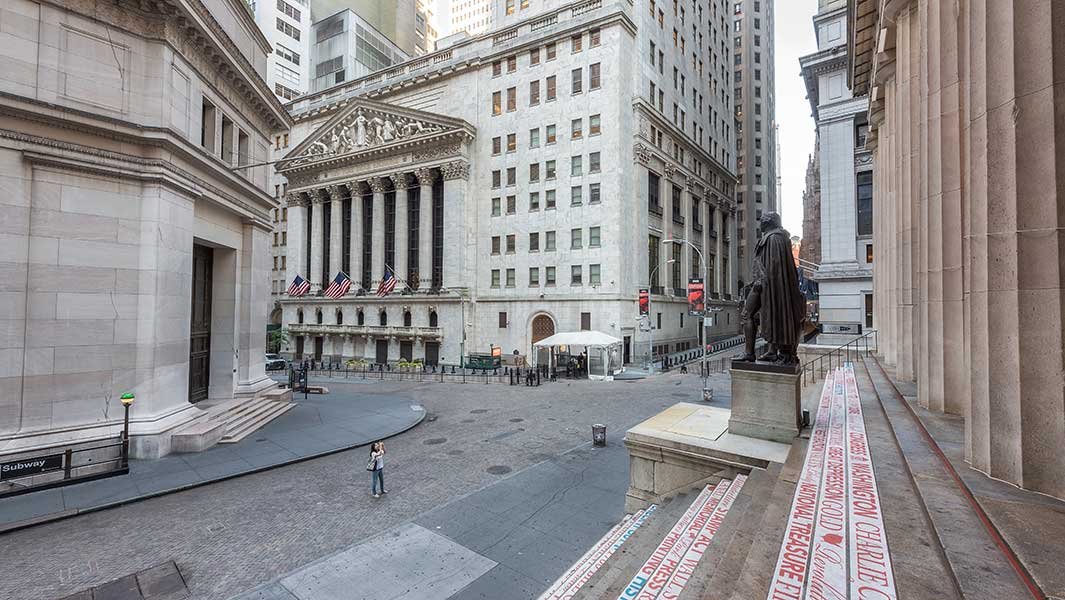 stock-market-leaders-come-under-heavy-selling-pressure,-but-will-it-spark-a-market-correction?