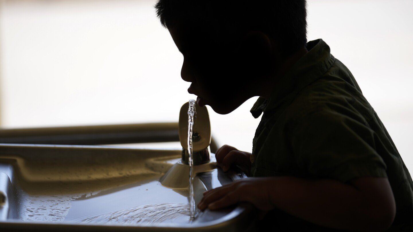 utah-close-to-fully-banning-fluoride-in-water,-stripping-cities’-ability-to-decide