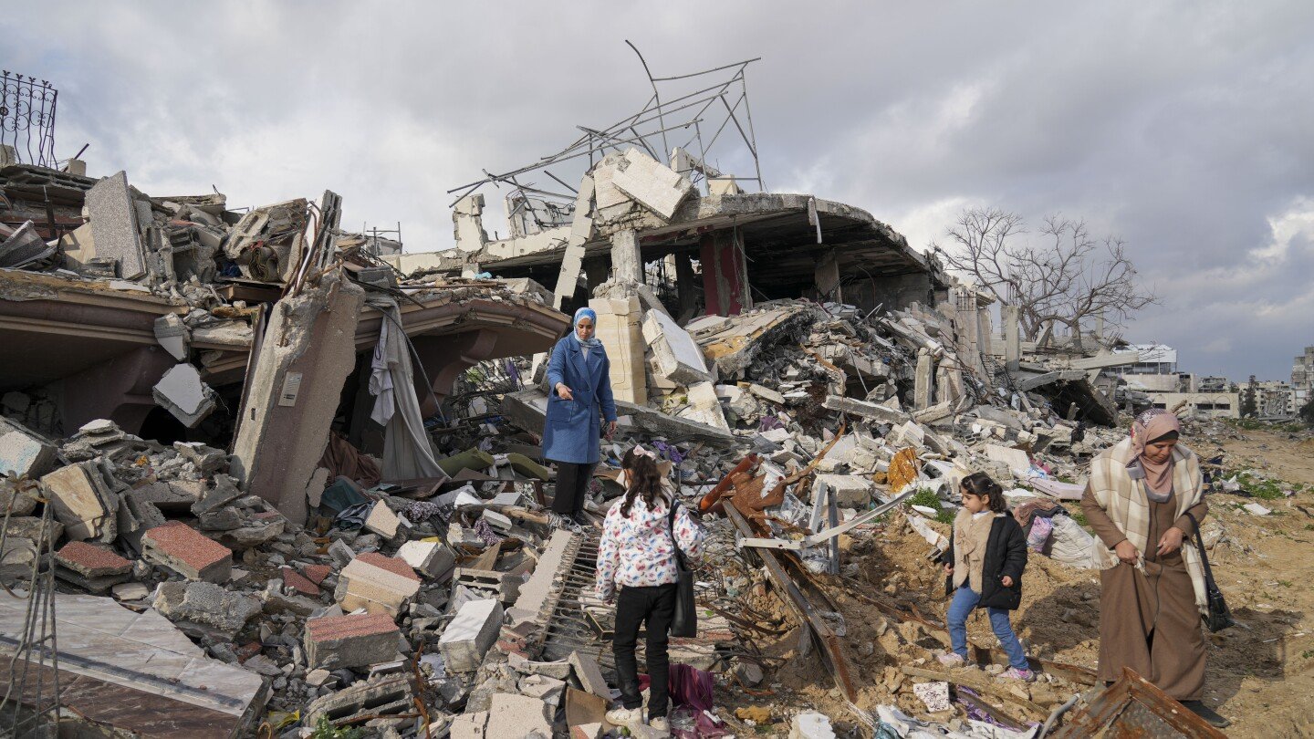 los-palestinos-luchan-por-rehacer-sus-vidas-entre-las-ruinas-de-gaza