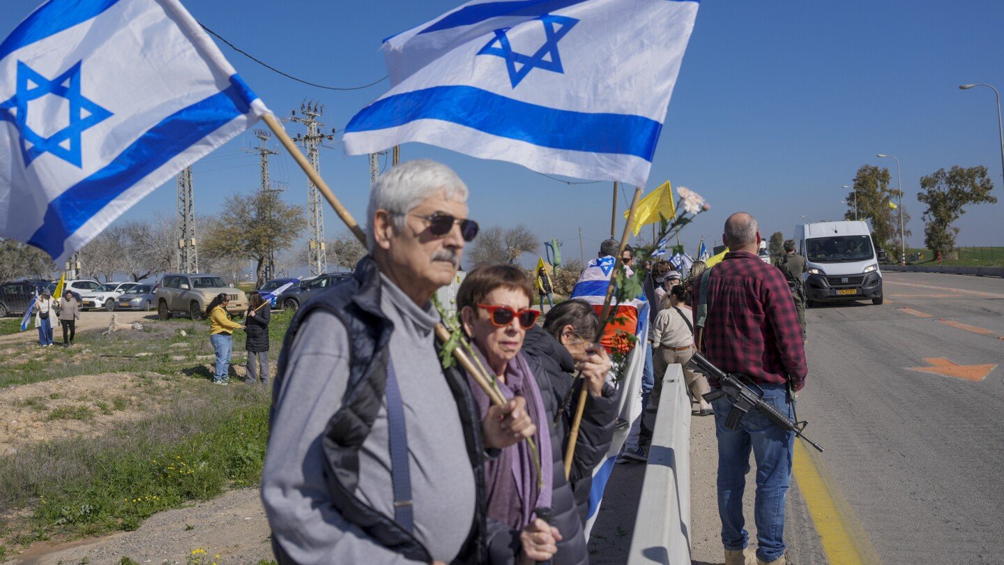 middle-east-latest:-hamas-will-return-bodies-of-4-dead-israeli-hostages-in-exchange-for-prisoners