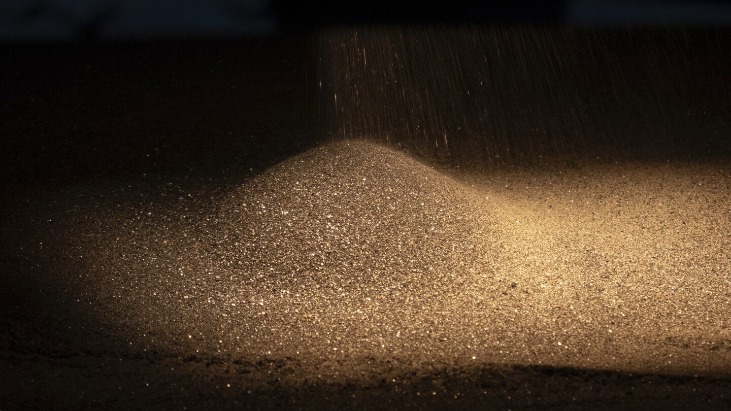 why-the-trump-administration-may-want-ukraine’s-minerals