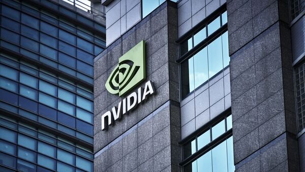 stock-market-news-today-live-updates-on-february-28,-2025-:-nvidia-share-price-cracks-4%-after-ai-chip-giant-beats-wall-street-estimates-in-q4:-should-you-buy-the-dip?