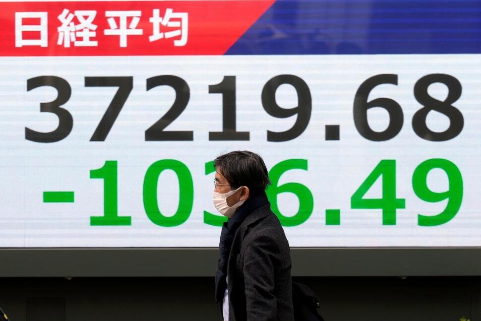 stock-market-today:-asian-shares-skid,-hit-by-ai-doubts-and-trump-tariff-hikes