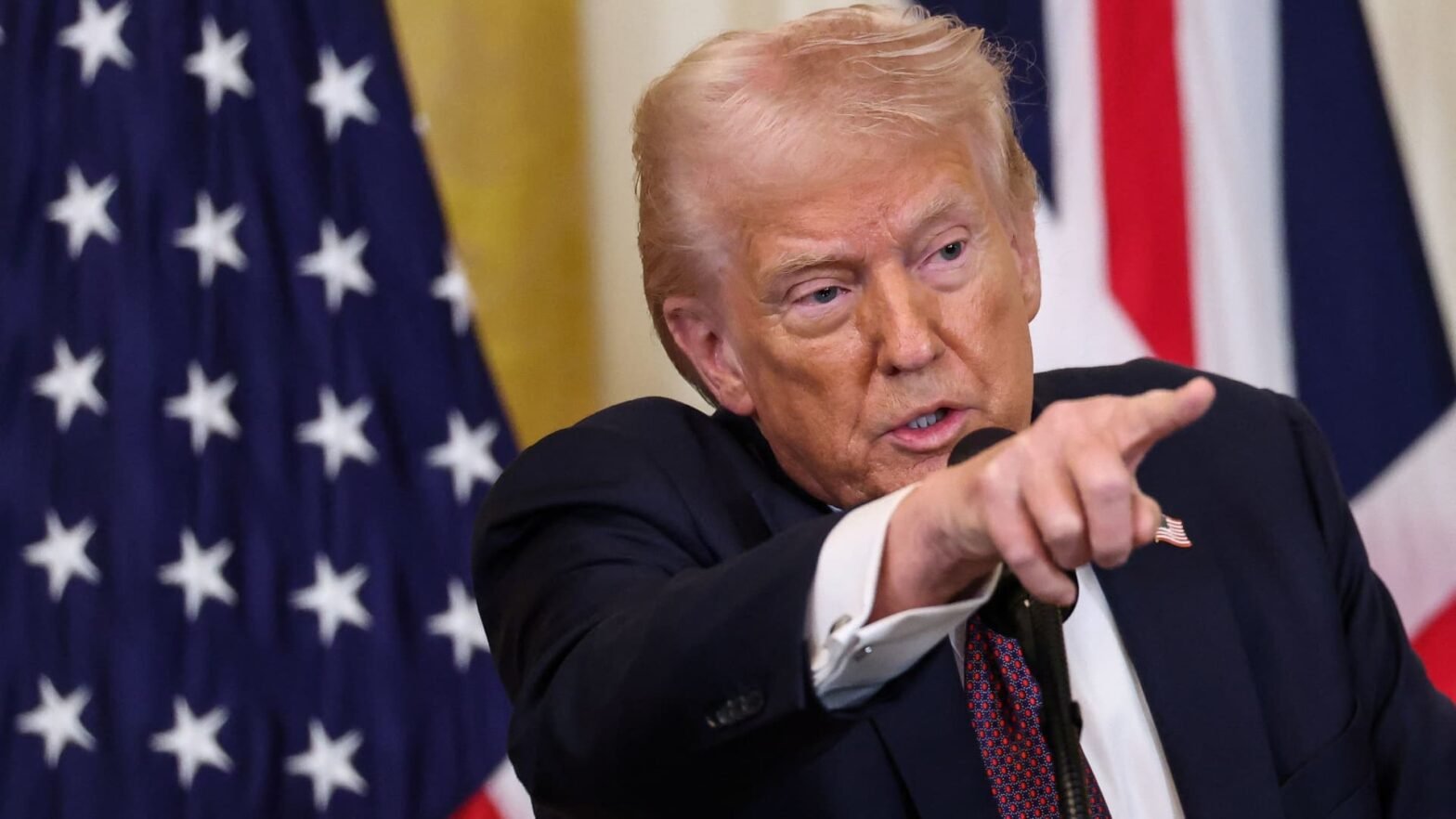 the-‘white-house-put:’-february’s-rough-stock-market-could-keep-trump-in-check