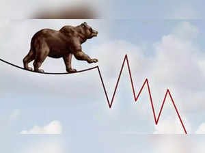 Stock Market Today: Dow Jones, S&P 500 hold steady as Nasdaq slips; Nvidia, AMD fall amid chip export concerns, Bitcoin crashes below $90,000