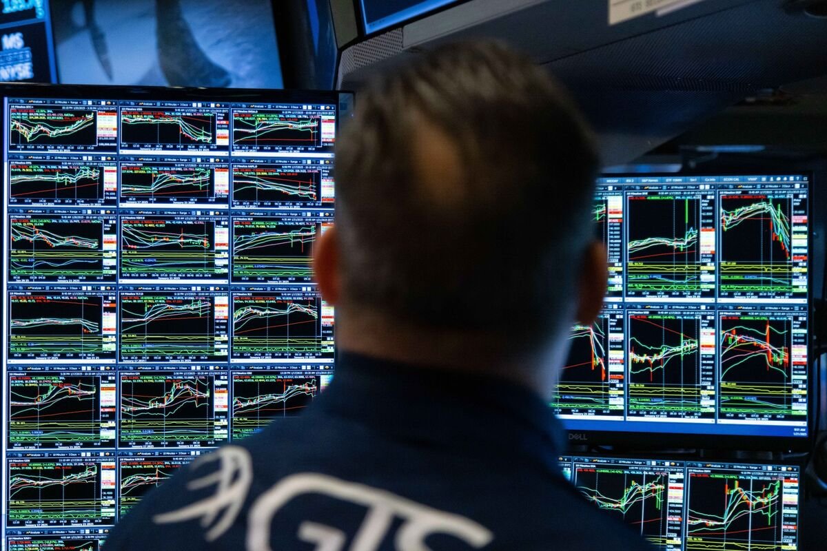 stocks-face-a-‘fog-of-uncertainty’-as-global-risks-keep-mounting