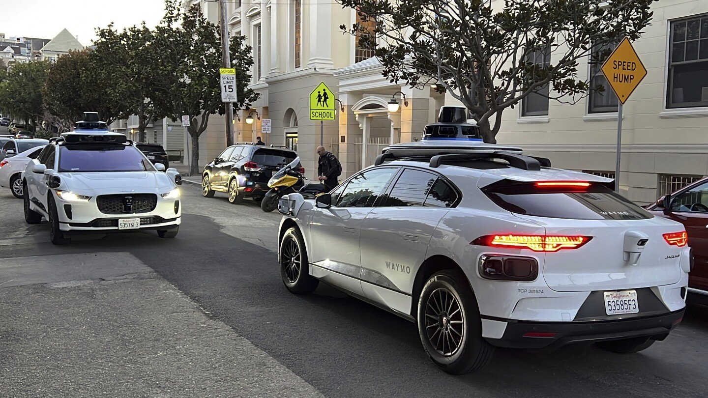 uber-teams-up-with-waymo-to-start-selling-driverless-rides-in-austin,-texas