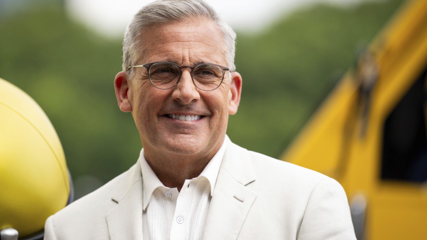 steve-carell-surprises-southern-california-high-school-students-with-free-prom-tickets