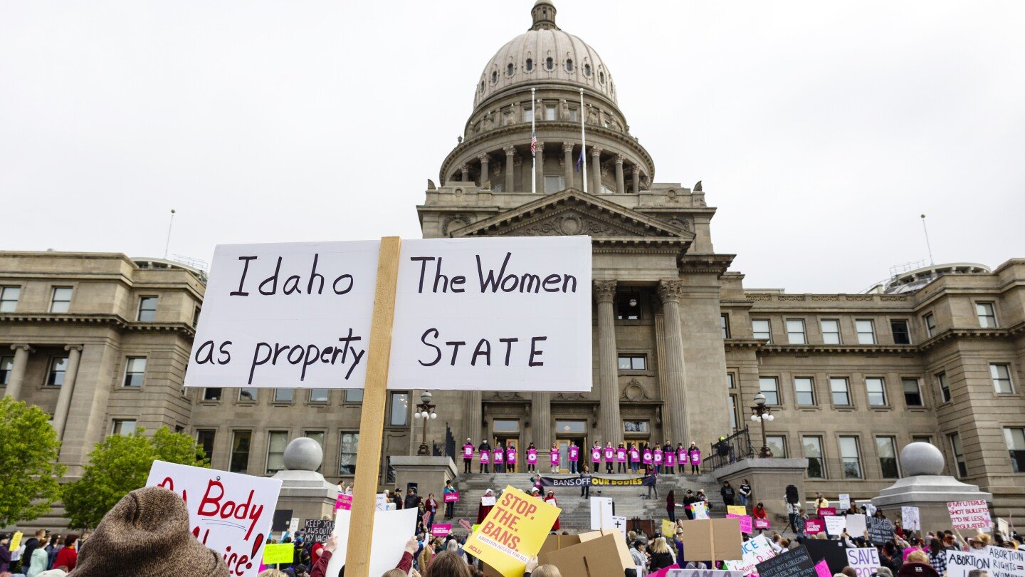 trump-has-dropped-a-high-profile-abortion-case-in-idaho.-here’s-what-that-means