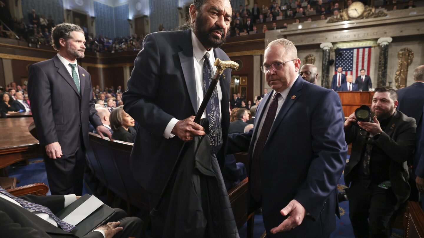 texas-rep.-al-green-unrepentant-as-he-faces-censure-vote-in-house-for-disrupting-trump-speech