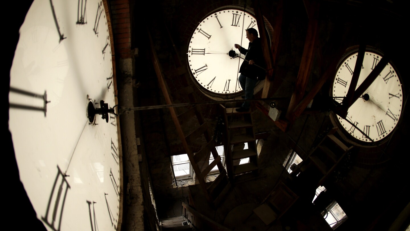 why-are-clocks-set-forward-in-the-spring?-thank-wars,-confusion-and-a-hunger-for-sunlight