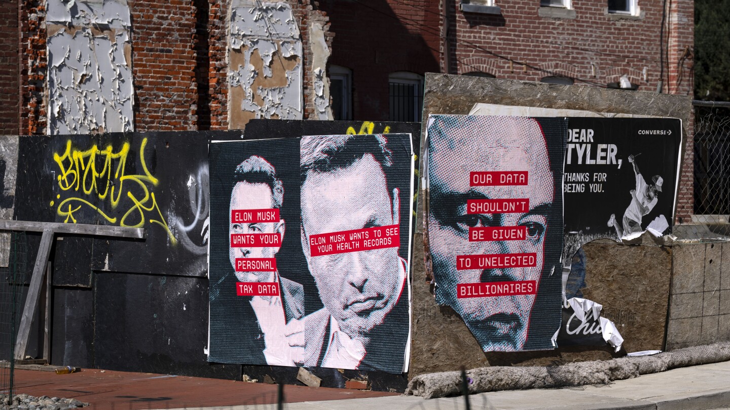 a-single-day-of-trump-and-musk’s-cost-cutting-campaign-remakes-huge-sections-of-government