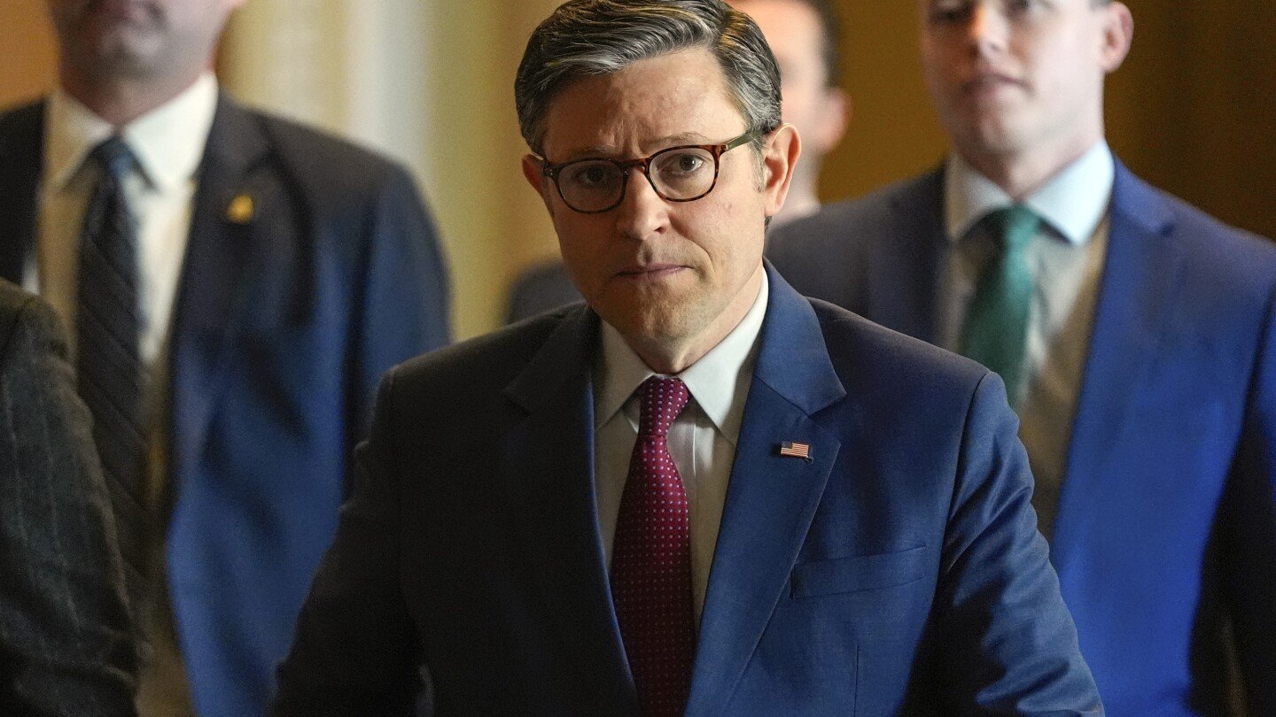 republicans-try-to-go-it-alone-on-government-funding-as-shutdown-deadline-nears