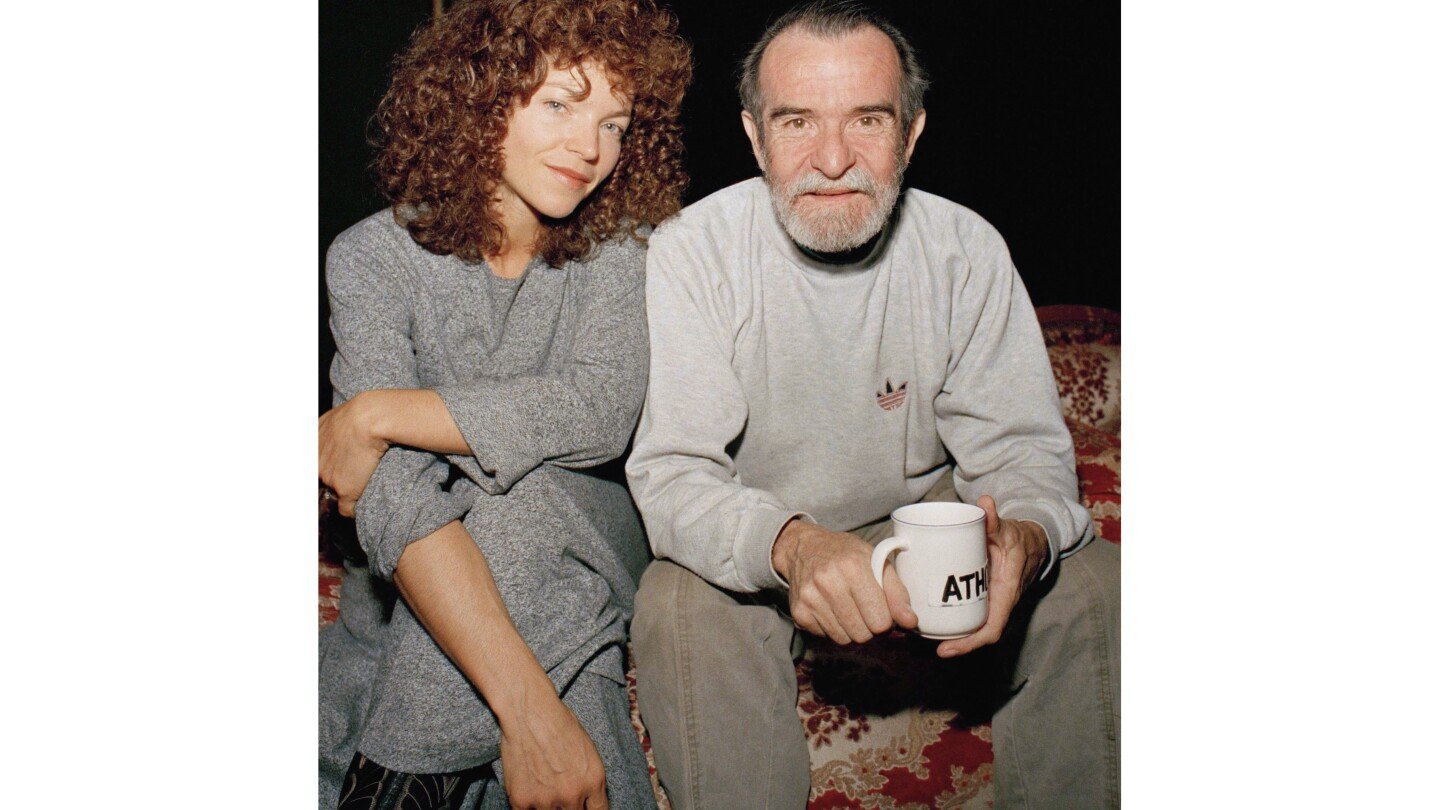 south-africa’s-giant-playwright-athol-fugard,-whose-searing-works-challenged-apartheid,-dies-aged-92