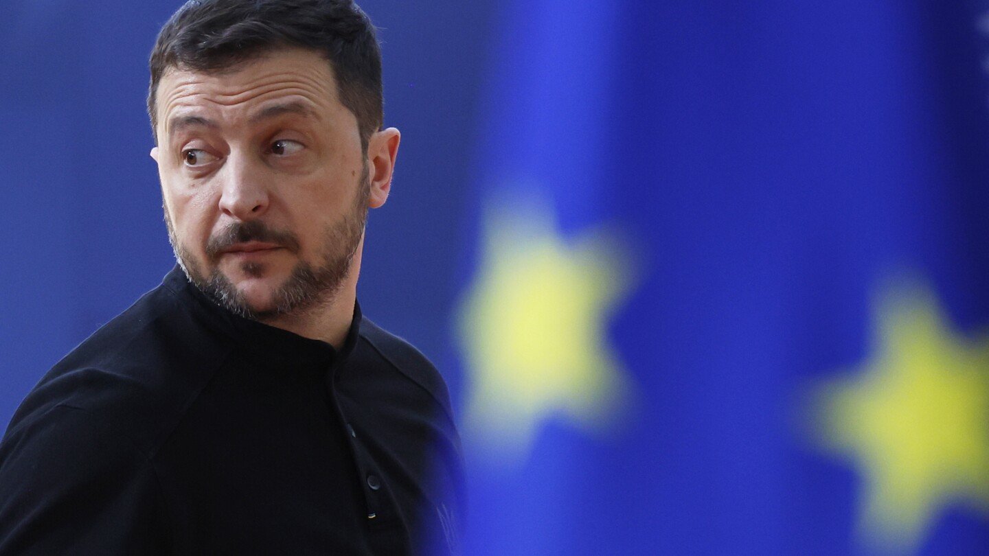 ukraine’s-zelenskyy-arrives-in-saudi-arabia-to-meet-prince-ahead-of-summit-with-us