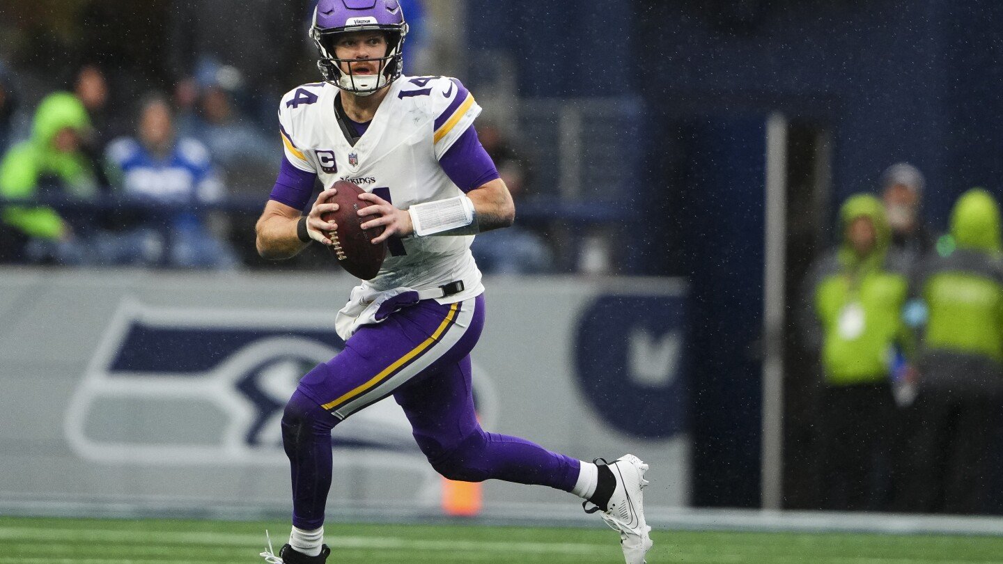 qb-sam-darnold-agrees-on-a-3-year,-$100.5-million-deal-with-seahawks,-ap-source-says