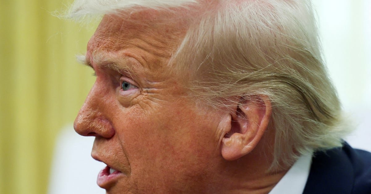 trump-goes-on-truth-social-spree-as-stock-market-freefalls