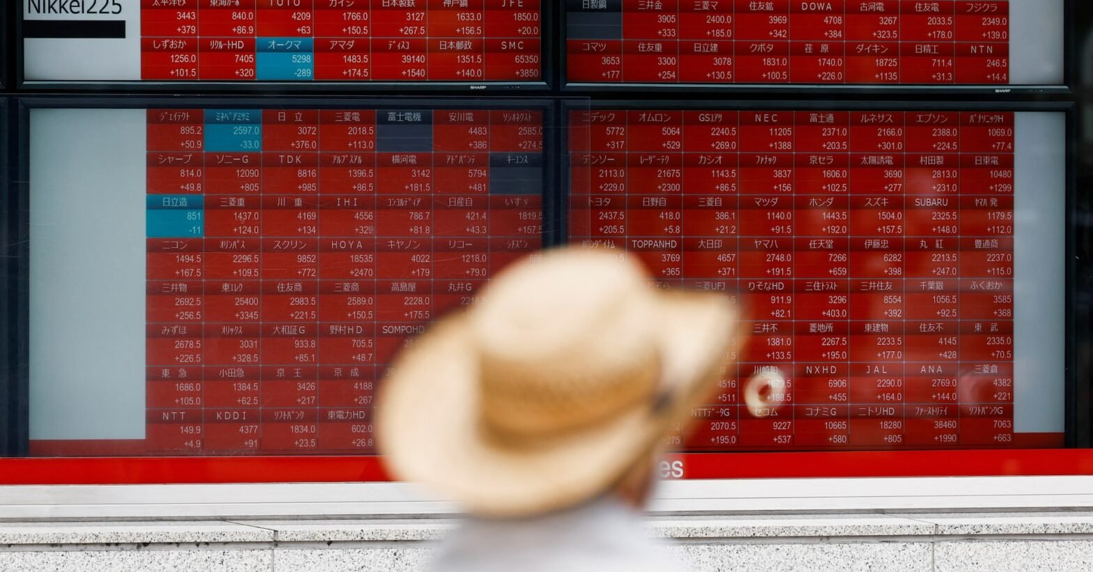 asian-stocks-slide-as-market-selloff-deepens-on-us-growth-worries