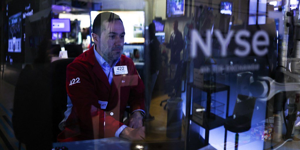 stocks-open-lower-tuesday-as-2025-sell-off-continues