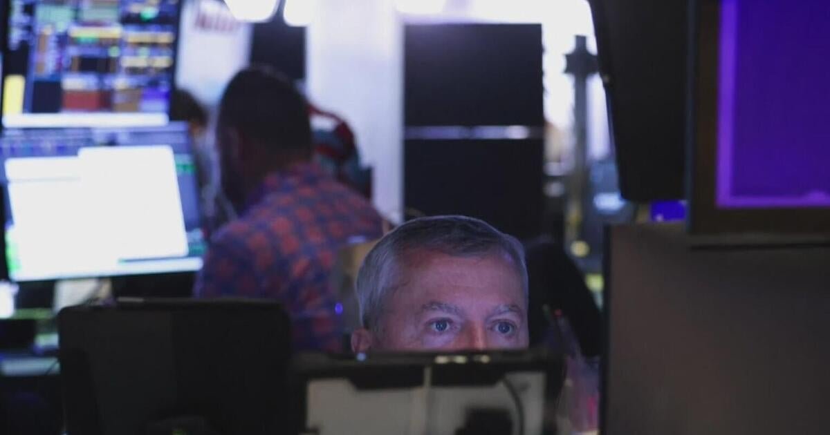 stock-market-remains-volatile-as-trump-escalates-trade-war-with-increased-tariffs